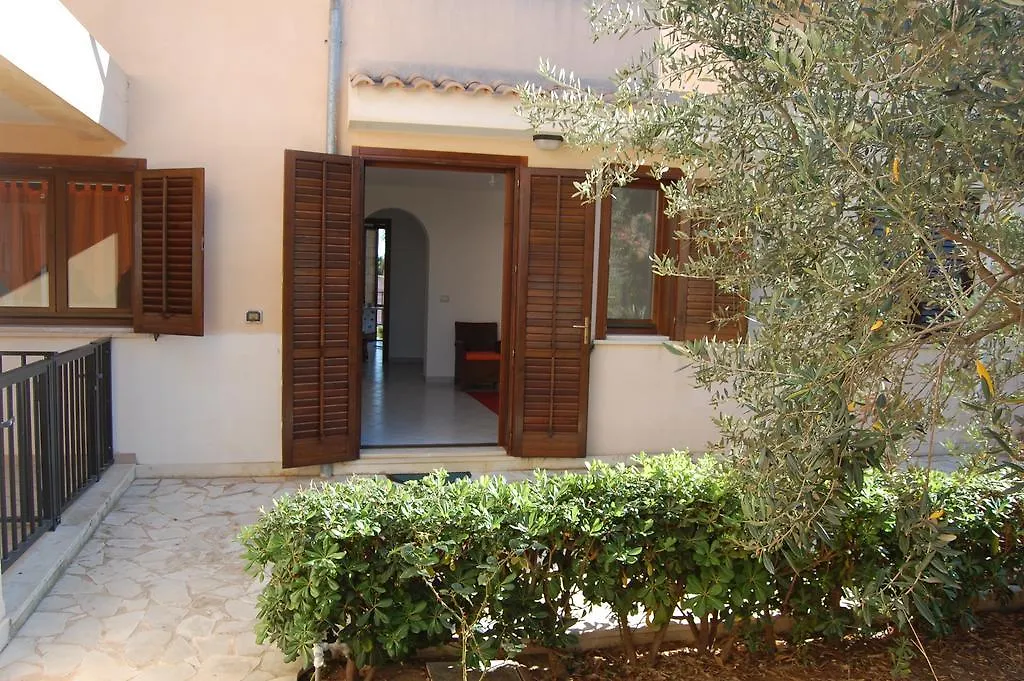 Ferienhaus Villa Hibiscus Rosso Donnalucata